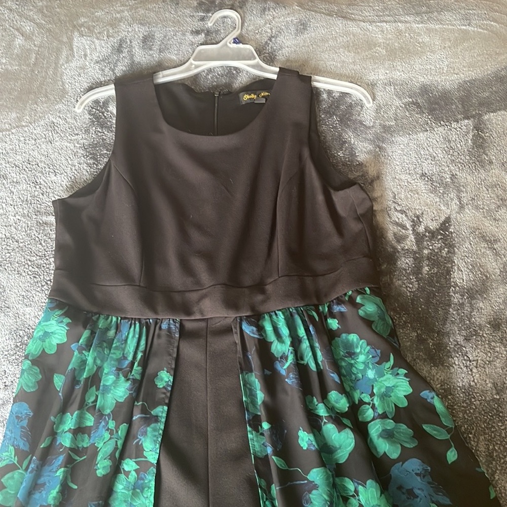 Semi Formal Jumper - Worn 1x at Formal Night on a Cruise. - Picture 3 of 3